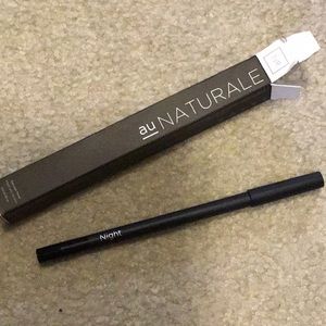 auNaturale Swipe-On Essential Eye Pencil in Night